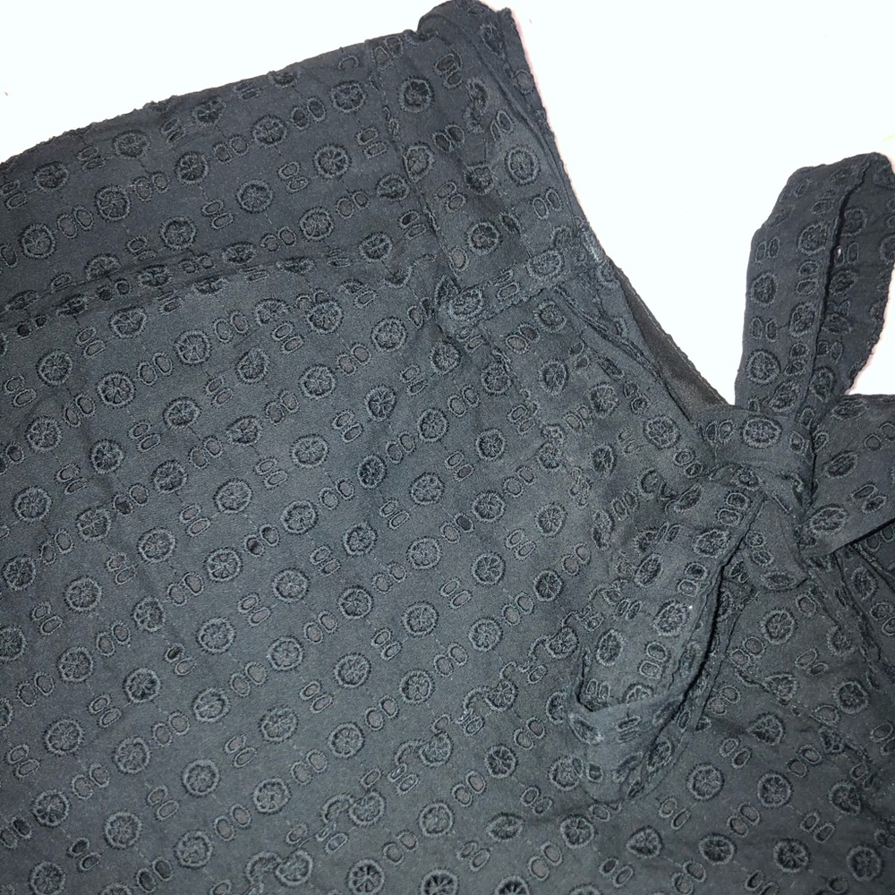 Black tie eyelet shorts!